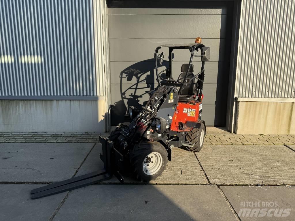 Kubota RT105T-2 Оборудование для животноводческих ферм