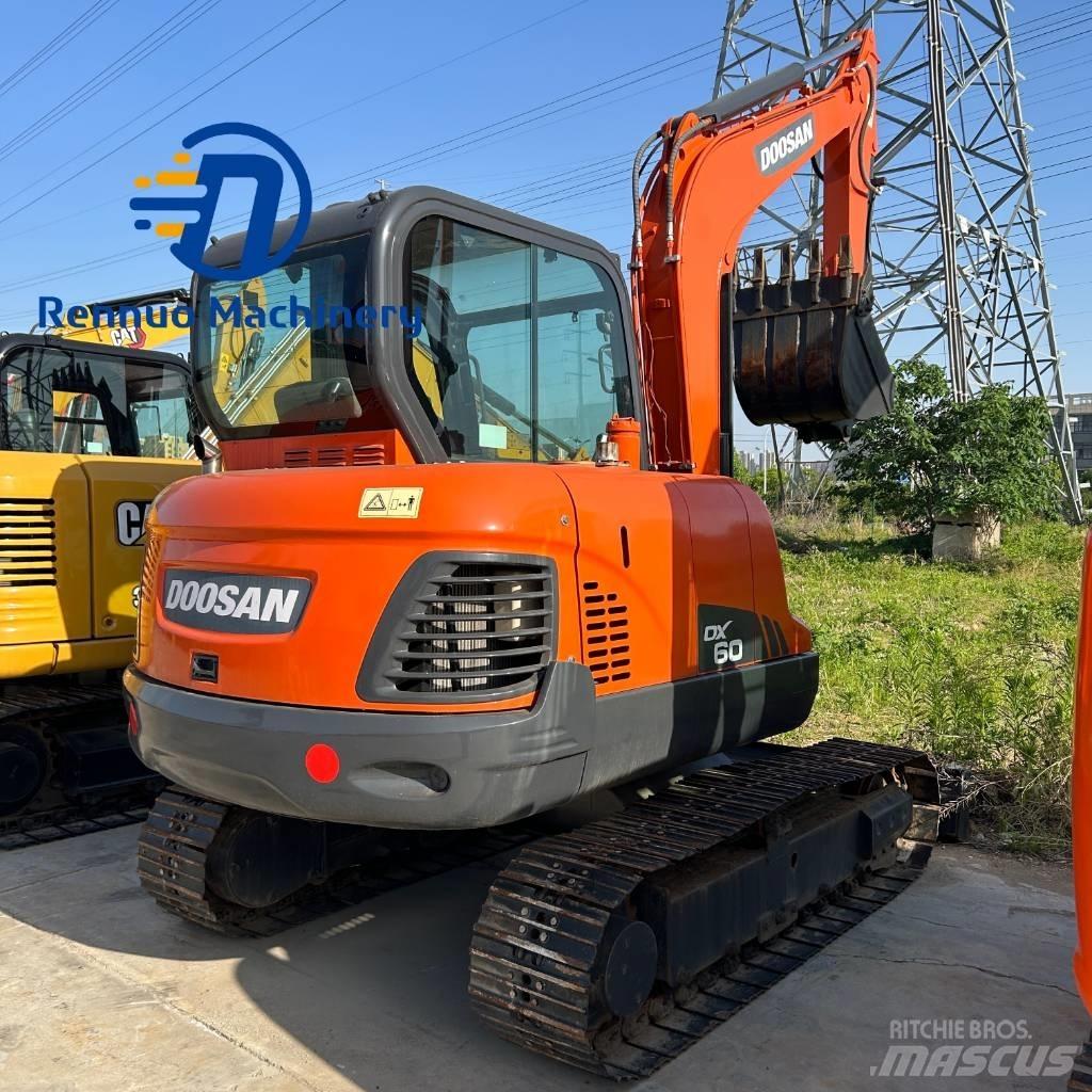 Doosan DX 60 Гусеничные экскаваторы