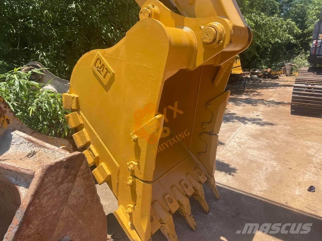 CAT CAT320GC Гусеничные экскаваторы