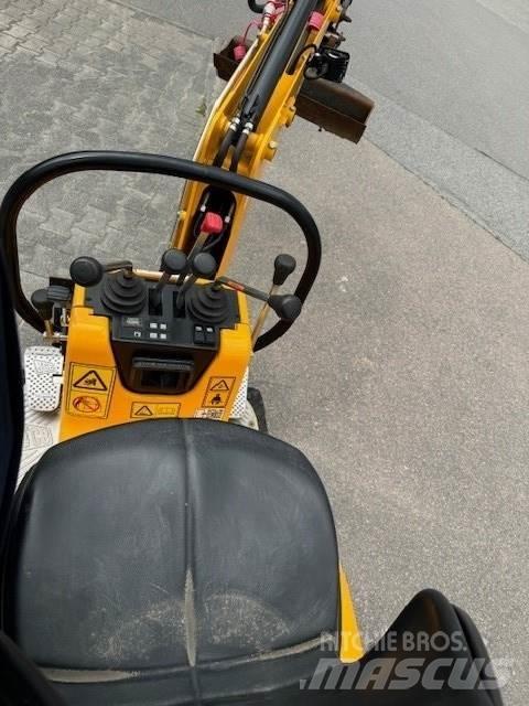 JCB 8010CTS Мини-экскаваторы