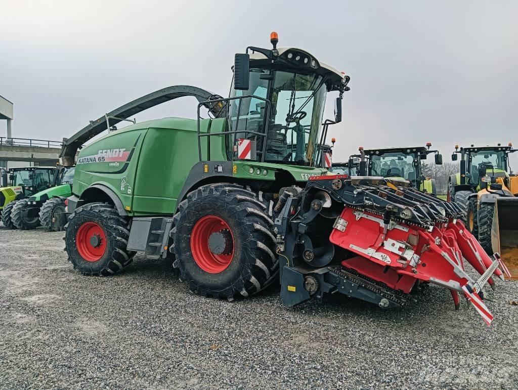 Fendt Katana 65 Самоходные кормоуборочные комбайны