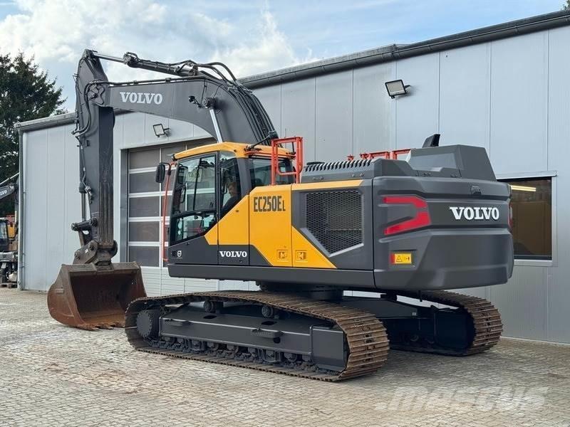 Volvo EC 250 EL Гусеничные экскаваторы