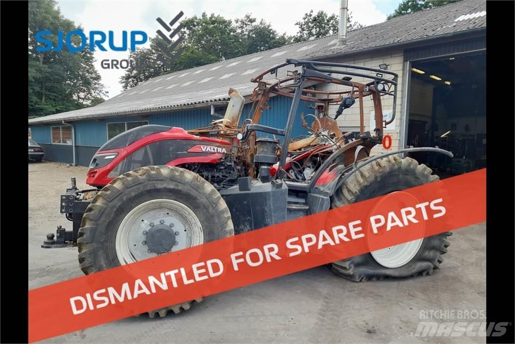 Valtra T254 Трактора