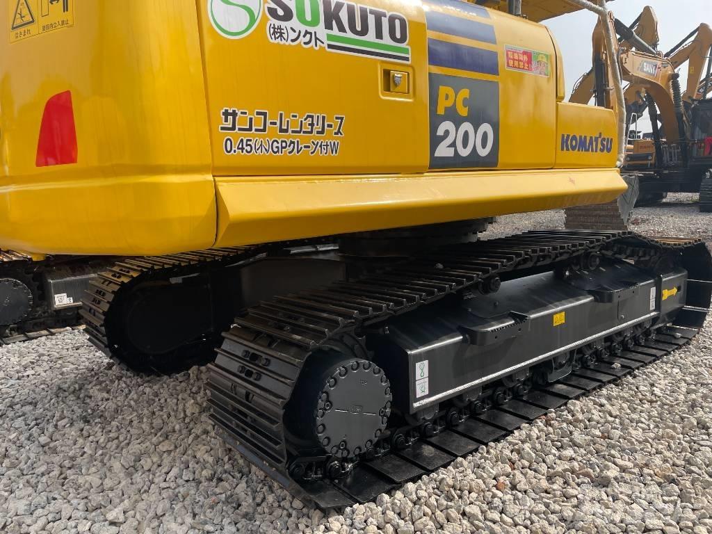 Komatsu PC 200 Гусеничные экскаваторы