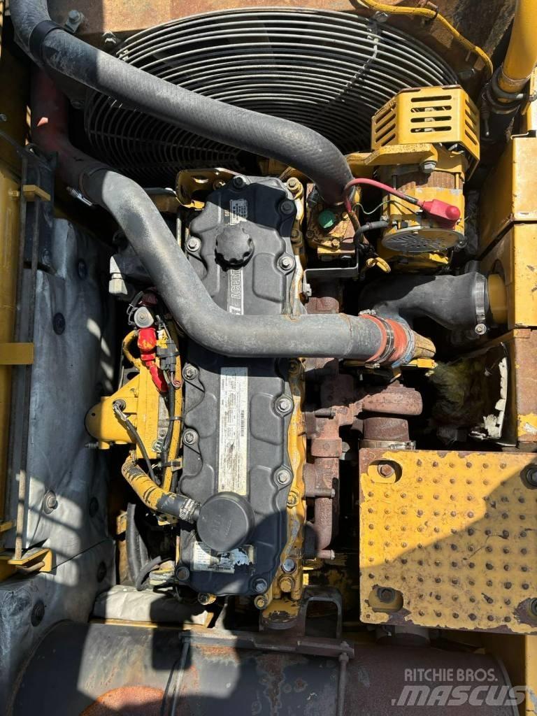 CAT 325 D L Гусеничные экскаваторы