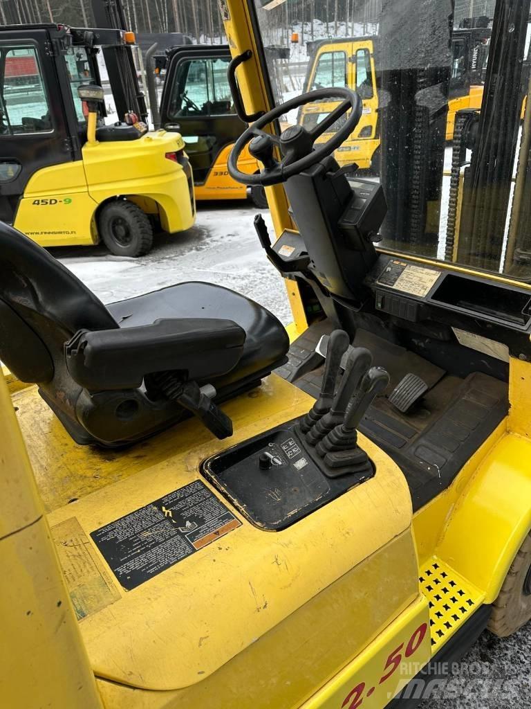 Hyster H2.50XM Газовые погрузчики