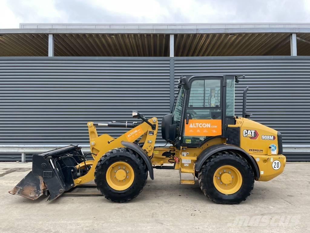 CAT 908M Фронтальные погрузчики