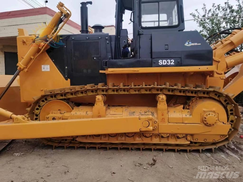 Shantui SD 32 Гусеничные бульдозеры