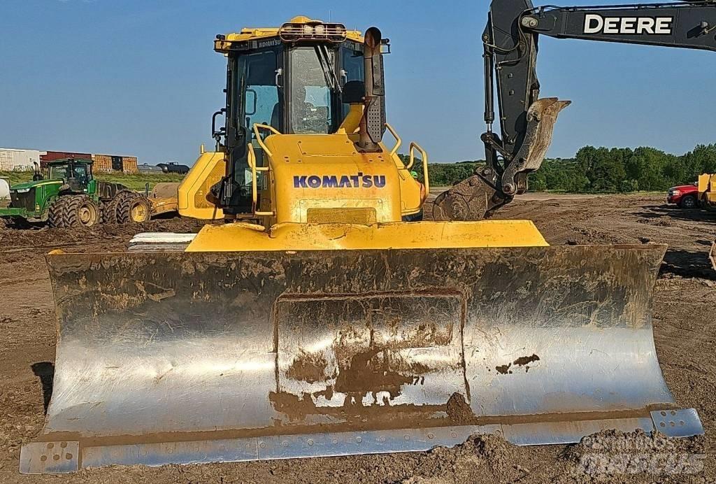 Komatsu D 71 PXI-24 Гусеничные бульдозеры