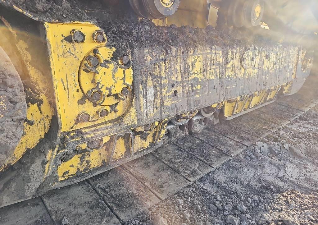 Komatsu D 71 PXI-24 Гусеничные бульдозеры