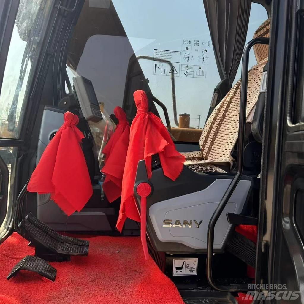 Sany 135C Гусеничные экскаваторы