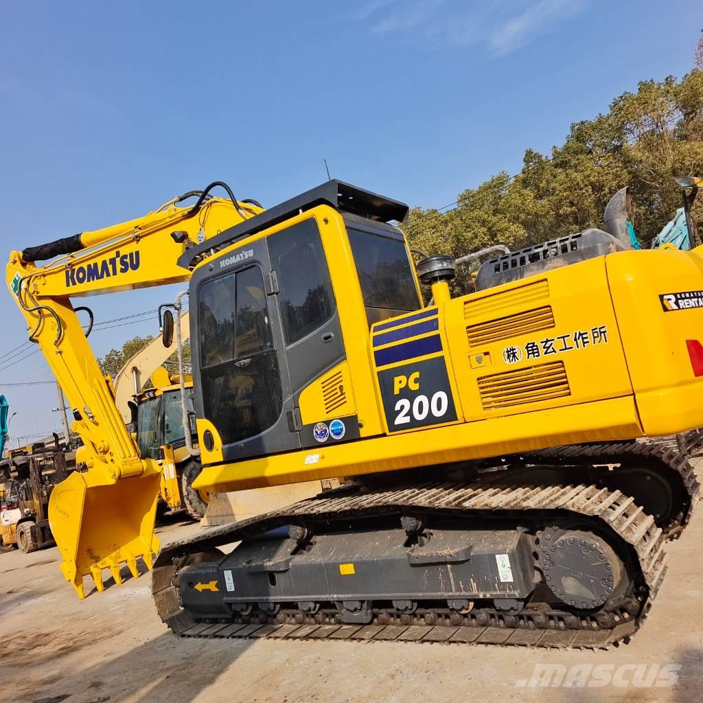 Komatsu PC 200 Гусеничные экскаваторы