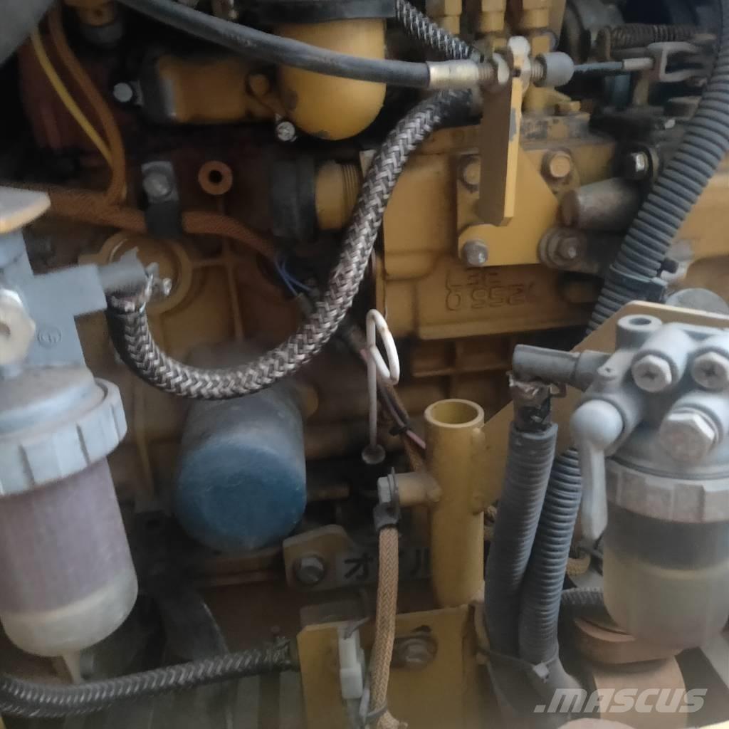 CAT 302CR Мини-экскаваторы