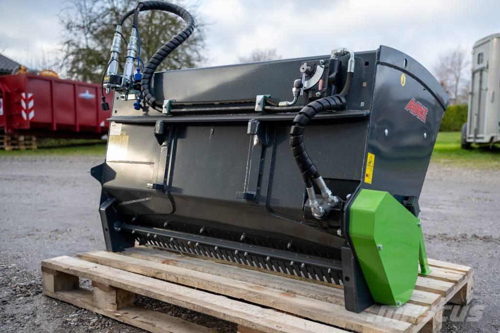 Avant Saltspreder Коммунальная техника - Другие