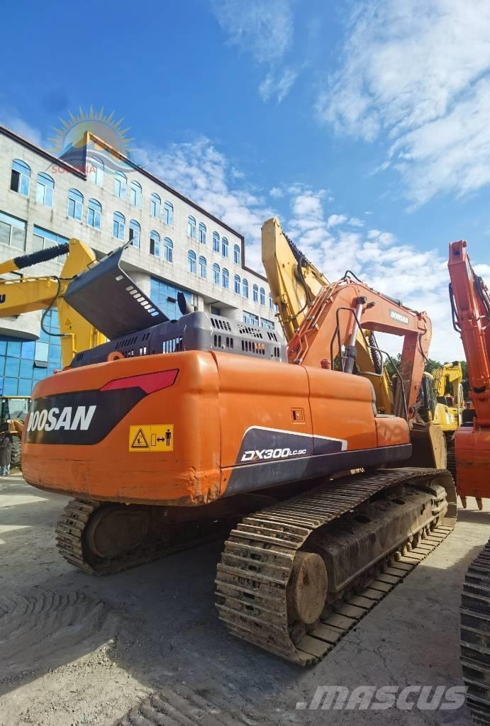 Doosan DX 300 LC Гусеничные экскаваторы