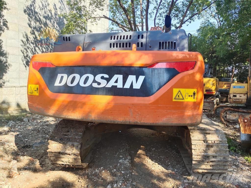 Doosan DX 300 LC Гусеничные экскаваторы