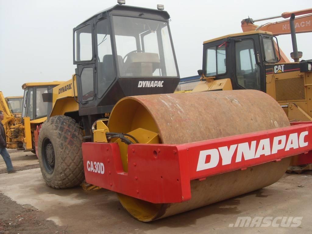 Dynapack CA 30 D Грунтовые катки