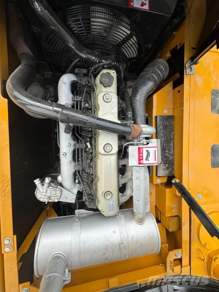 Sany SY 215 C-9 Гусеничные экскаваторы