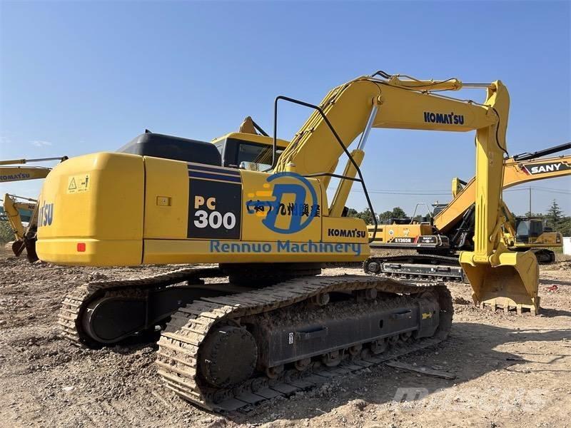 Komatsu PC 300 Гусеничные экскаваторы