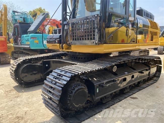 CAT 330 D2L Гусеничные экскаваторы