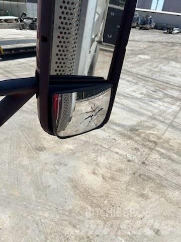 Kenworth T 800 Грузовики-Самосвалы