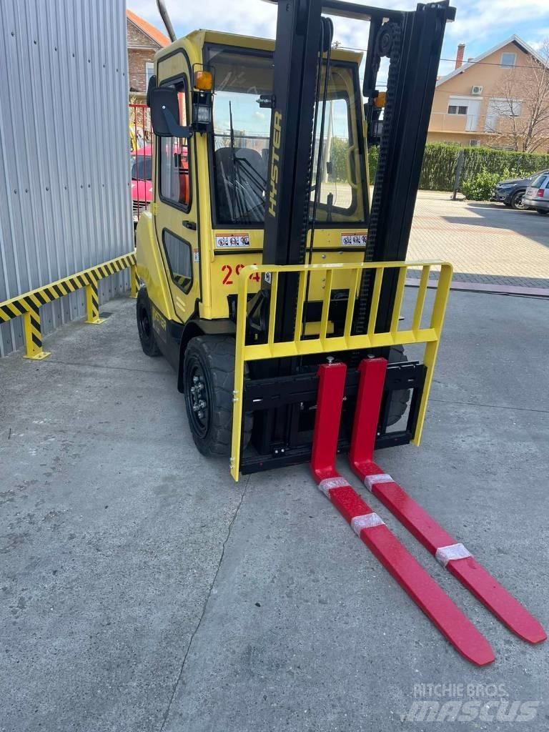 Hyster H3.5UT Газовые погрузчики