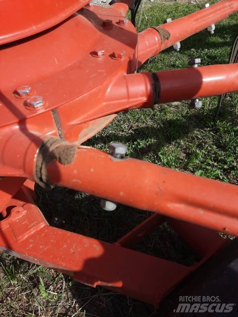 Kuhn GA6632 Рядковые косилки