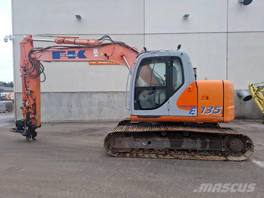 Fiat-Kobelco E 135 Гусеничные экскаваторы