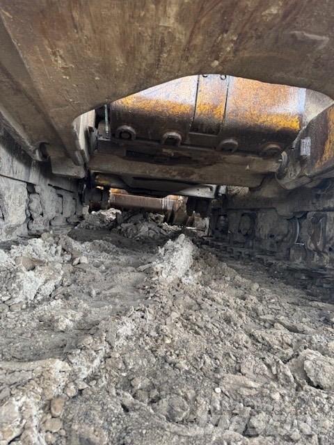 CAT D 10 N Гусеничные бульдозеры