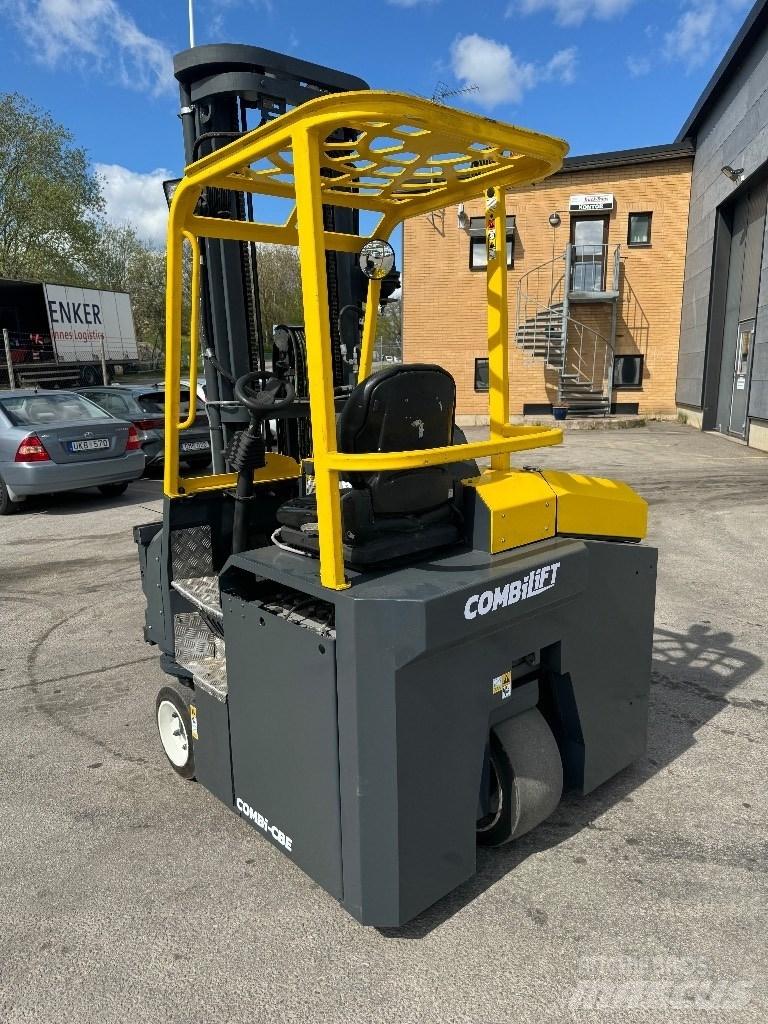Combilift CBE3000 4-x ходовые ричтраки