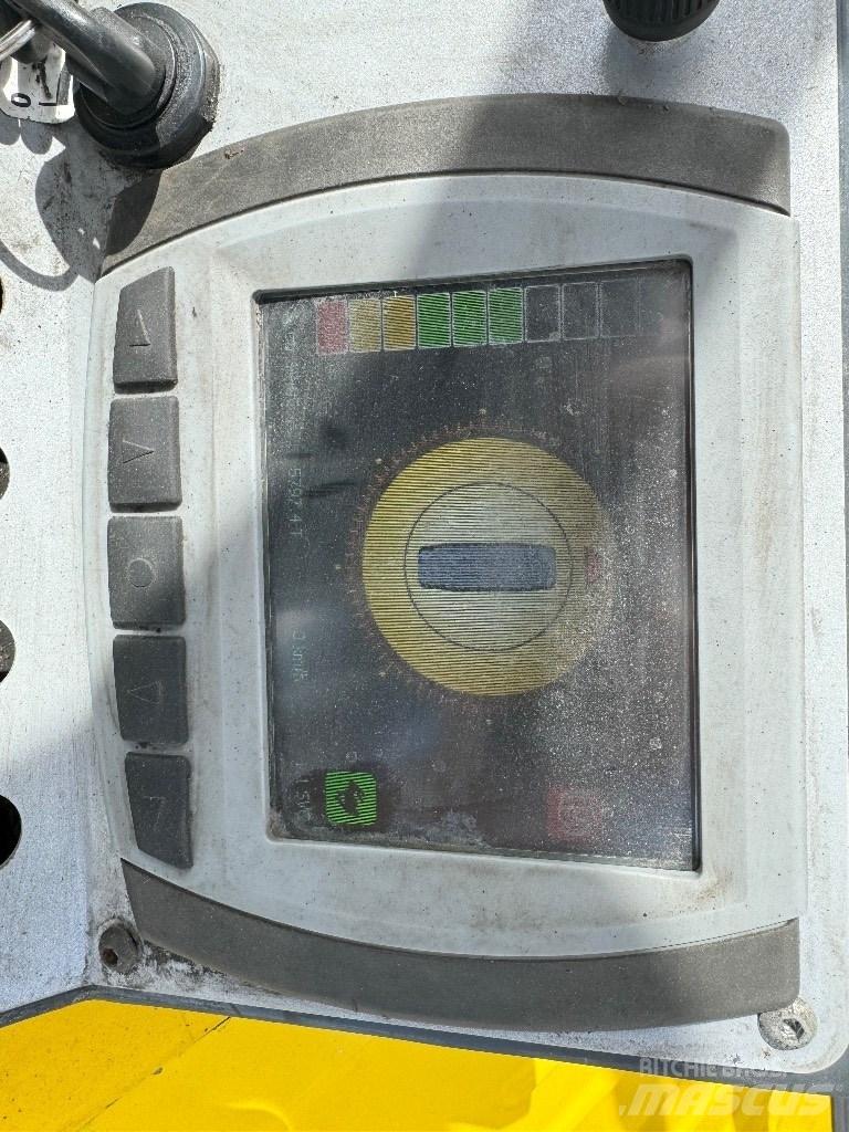 Combilift CBE3000 4-x ходовые ричтраки