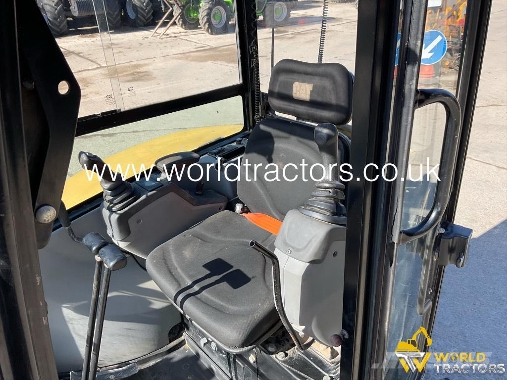 CAT 302.7 D CR Мини-экскаваторы