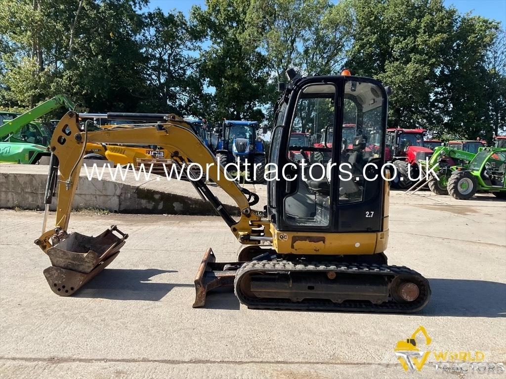 CAT 302.7 D CR Мини-экскаваторы