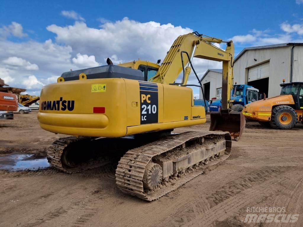 Komatsu PC 210-6 Гусеничные экскаваторы