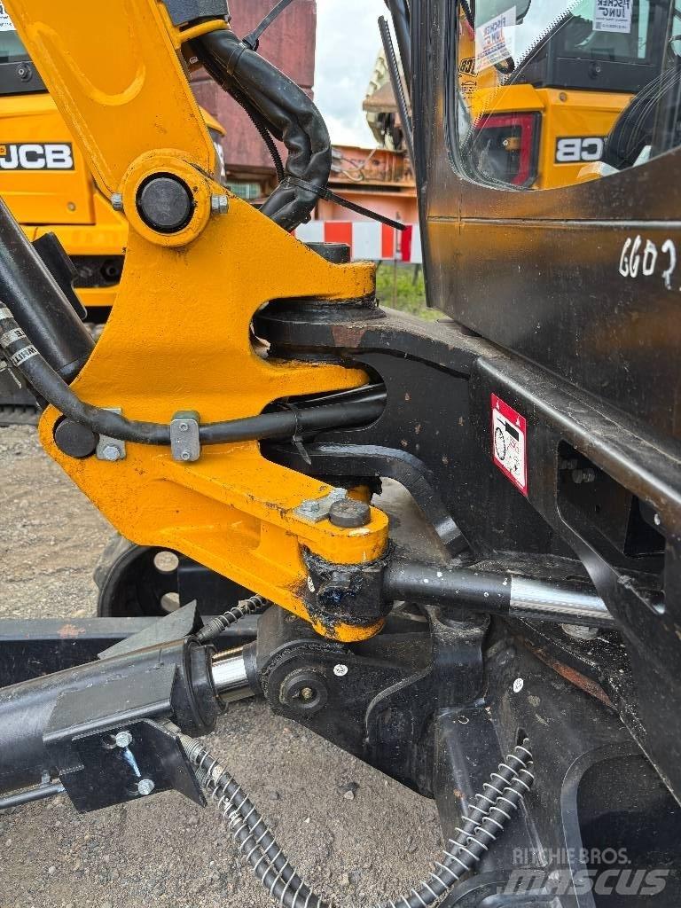 JCB 8026 CTS Мини-экскаваторы