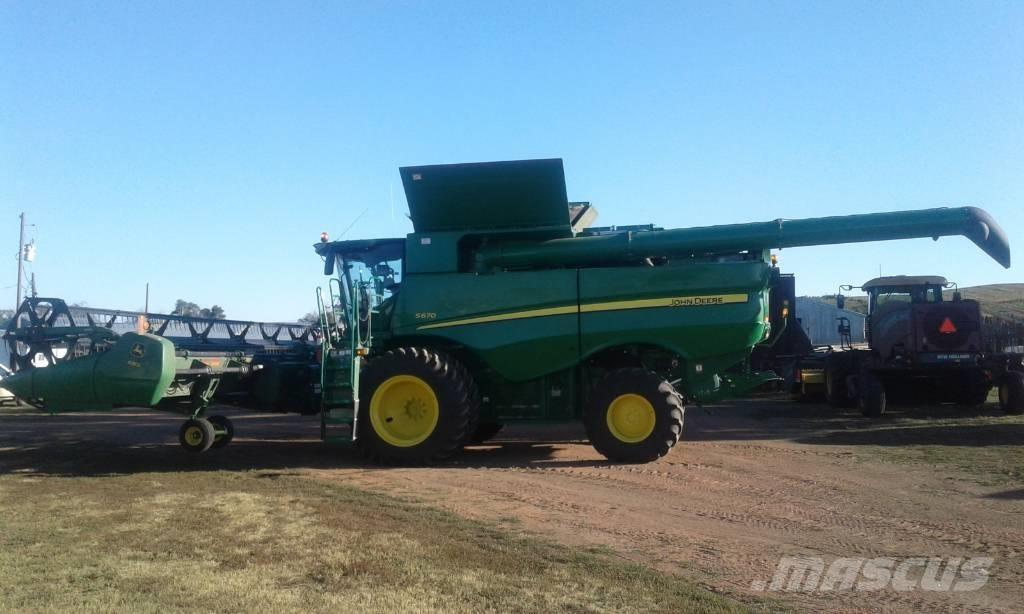 John Deere S 670 Зерноуборочные комбайны