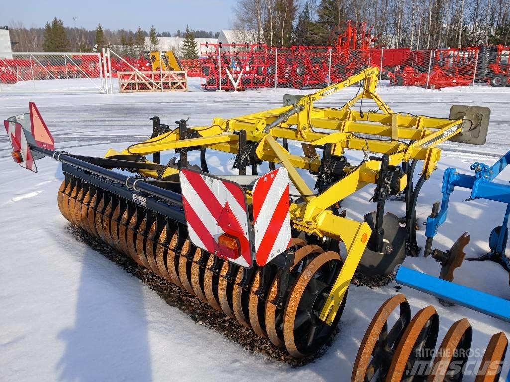Bednar FN 3000 Культиваторы сплошные