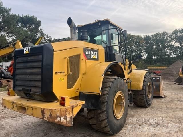 CAT 950 GC Фронтальные погрузчики