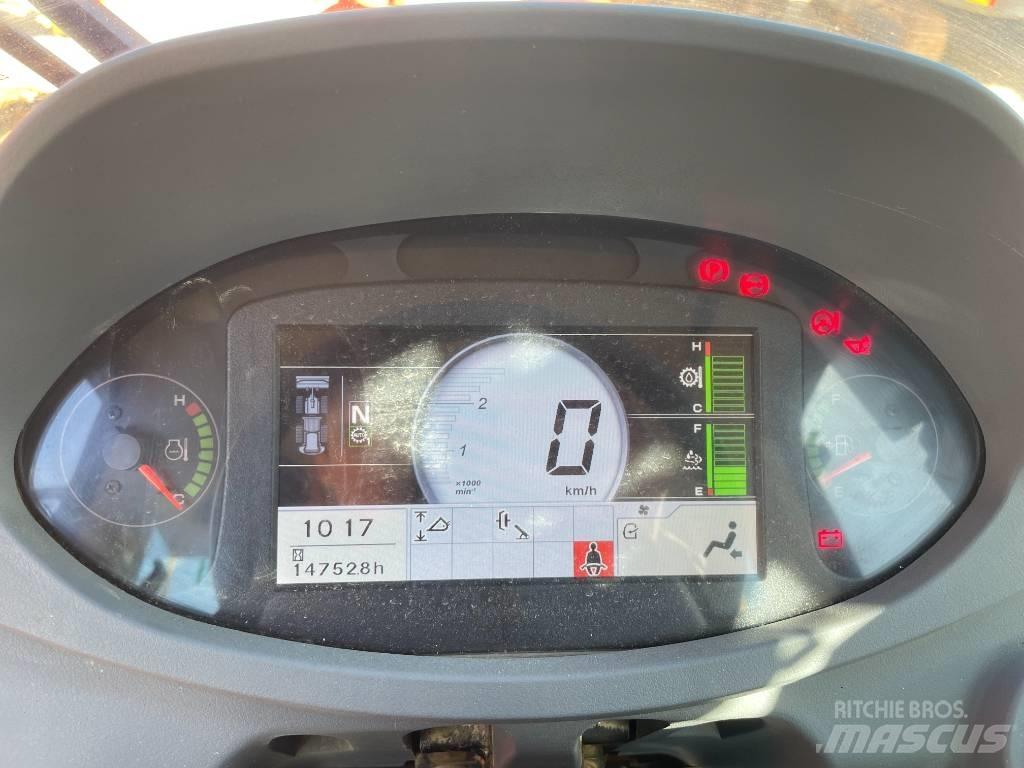 Hitachi ZW 370 Фронтальные погрузчики