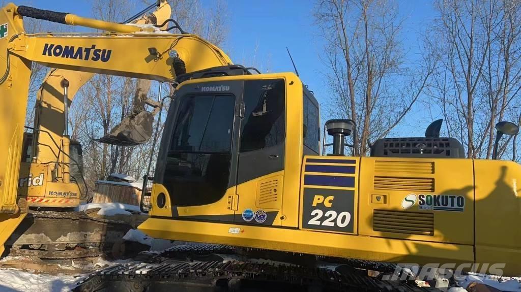 Komatsu PC 220-8 Гусеничные экскаваторы