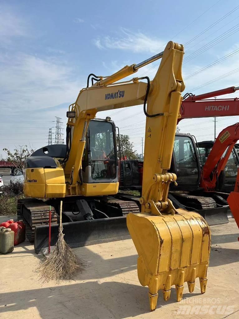 Komatsu PC78 Гусеничные экскаваторы