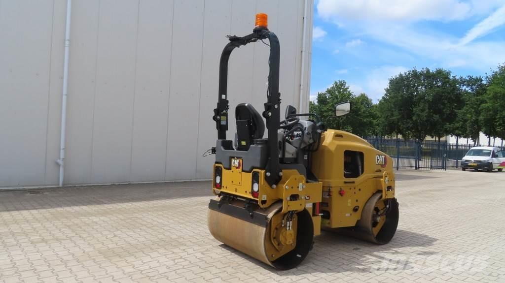 CAT CB2.7GC Катки тротуарные