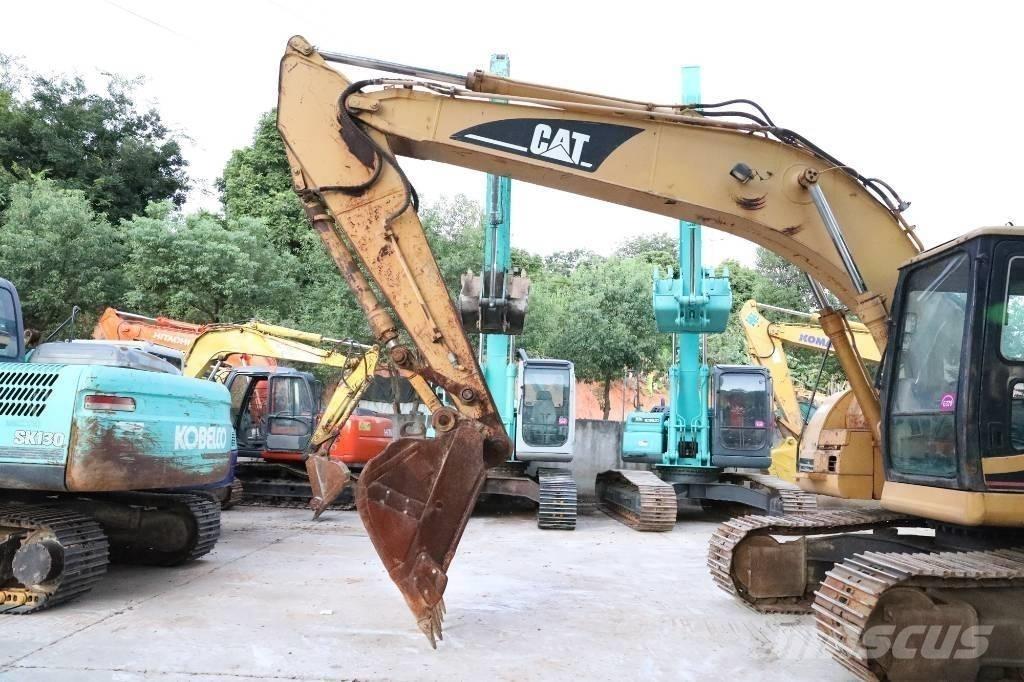 CAT 320BU Гусеничные экскаваторы