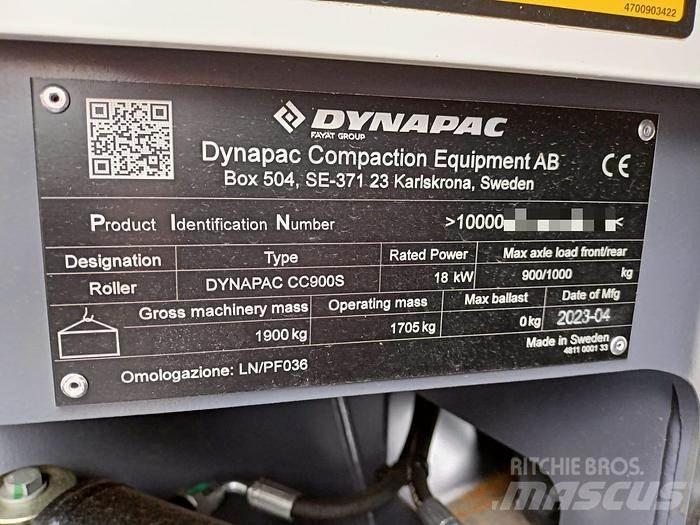 Dynapac CC900S Прицепные виброкатки