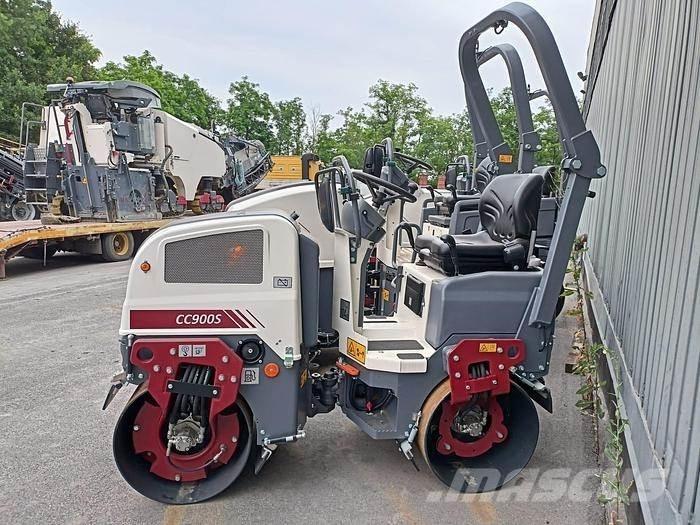 Dynapac CC900S Прицепные виброкатки