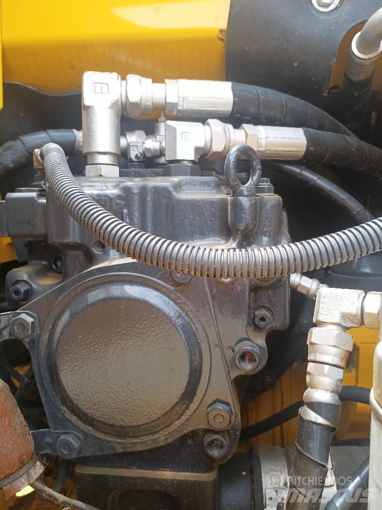 Komatsu PC 120 Гусеничные экскаваторы