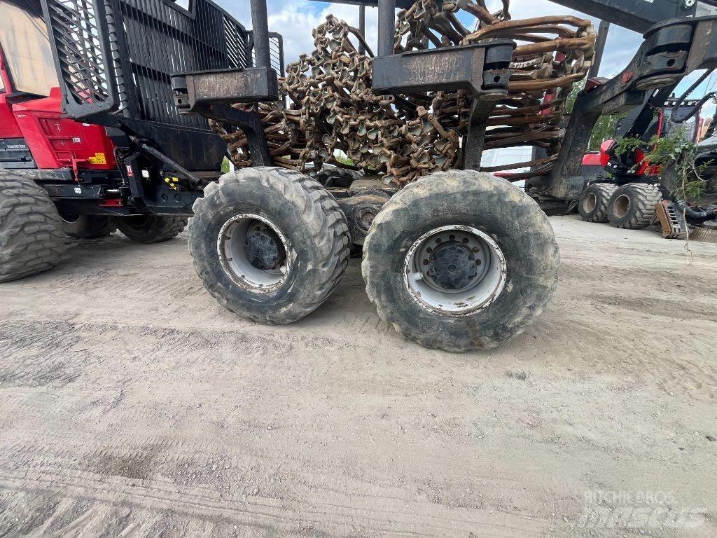 Komatsu 895 Форвардеры
