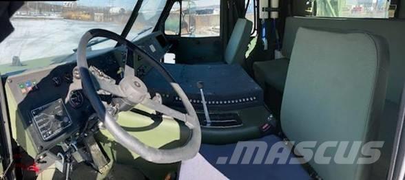 Oshkosh M1070 Седельные тягачи