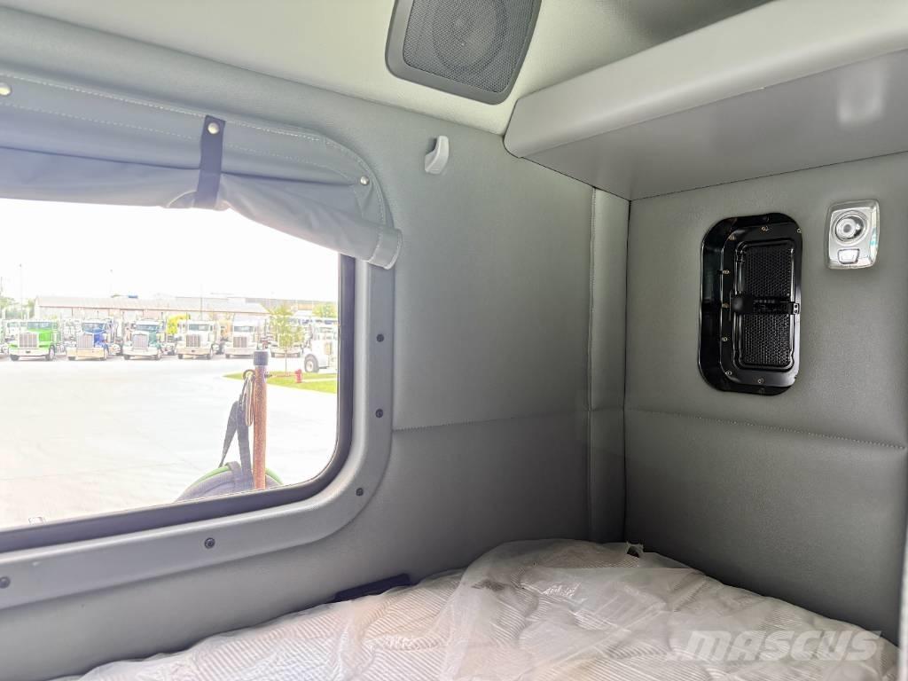 Kenworth W 990 Седельные тягачи