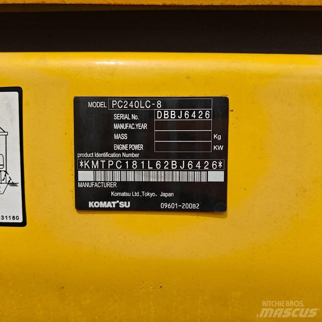 Komatsu 240-8 Гусеничные экскаваторы